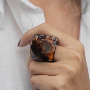 Elegant brown ring. Tagua nut cocktail ring . Statement brown ring aesthetic. Wide band brown natural ring. Brown beaded statement ring