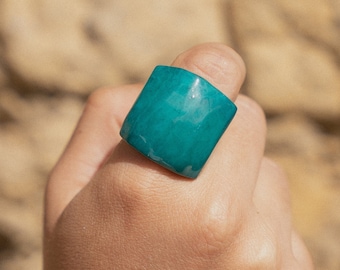 Teal Chunky Statement Ring, Pine Green Tagua Nut Jewelry, Nature-Inspired Bold Ring, Handmade Eco-Friendly Gift – Unique Artisanal Accessory