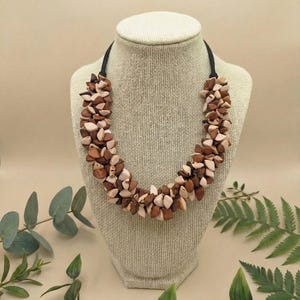 Elegante große klobige Choker, Tagua Nut Halskette überlagerte Aussage längenverstellbare handgemachte Halskette.