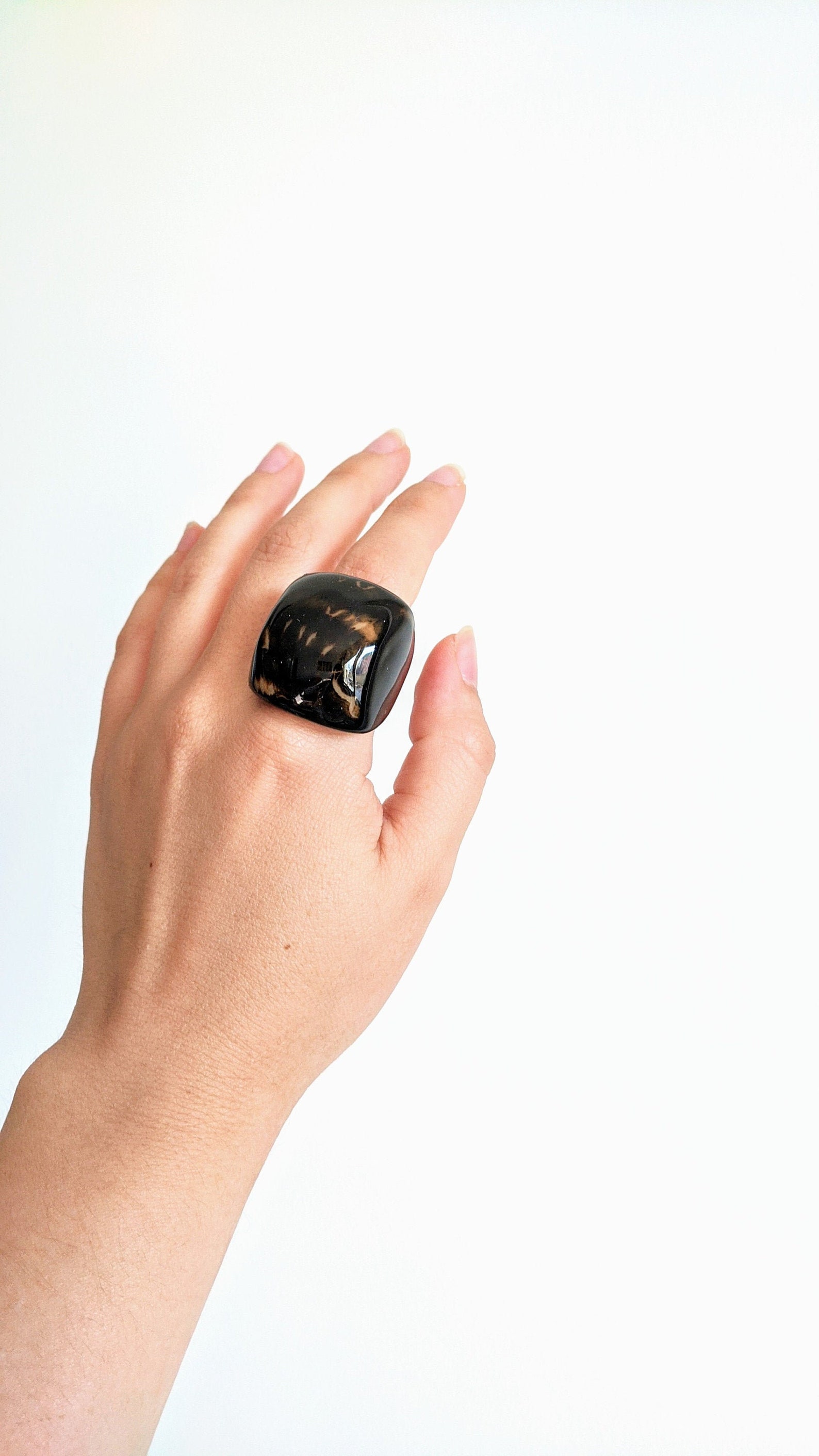 Elegante anillo negro. Anillo grunge grueso. anillo de nuez de Etsy