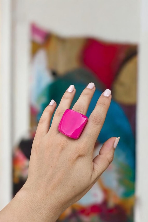 Chunky Fuchsia Tagua Nut Ring: Bold Eco-Friendly Boho Jewelry