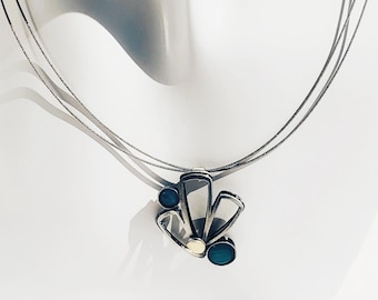 Artisan Silver Blue Necklace: Modern Stainless Steel Wire Jewelry