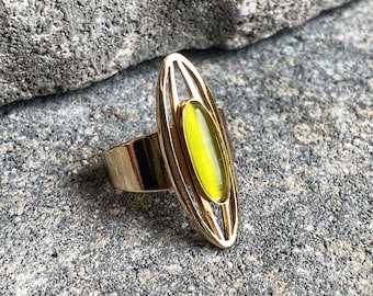 Gold Olive Green Ring, Christophe Poly Architectural Design, Glass Stone Accent