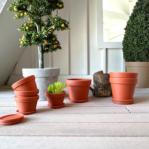 1:12 scale miniature &quot;terra cotta&quot; pot