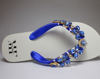 women's royal blue flip flops