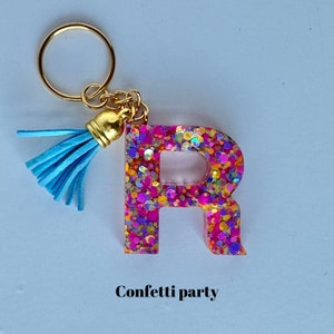 Glitter letter Keychain, initial keychain, resin letter keychain, letter keychain, Custom letter Keychain, Letter Initial Resin Keychain