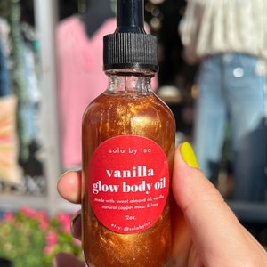 Vanilla Glow Body Oil: Natural Skin Softening Massage Oil (2oz)