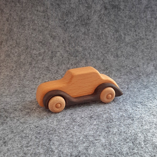 Toy car