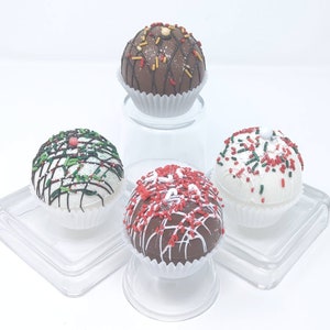 Christmas Hot Cocoa Chocolate Bombs