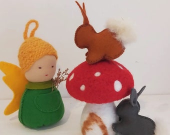 Juego infantil Waldorf del bosque: Gnomo volador del bosque, conejitos de fieltro y seta de fieltro con aguja / Mesa de naturaleza estacional