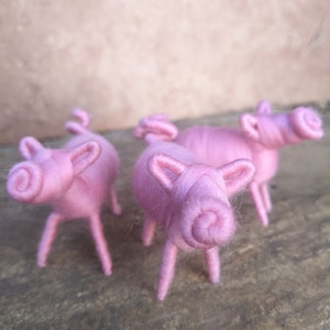 3 pink little piggies, merino wool, unique gift idea, handmade needle felted and wool wrapped wool animals