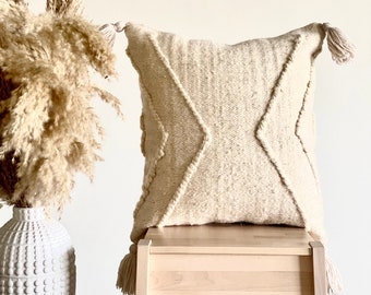 Handwoven Wool Throw Pillow Cover, Cream Boho Cushion Cover, Textured Geometric Pillow, Handmade Decorative Pillow, Boho Living Room, Custom