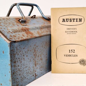 Austin 152 Driver&#39;s Handbook | Austin | Handbook | Birthday Gift | Car Memorabilia | Austin Omnivan/Truck/Coach | Austin Gifts | Car Gifts