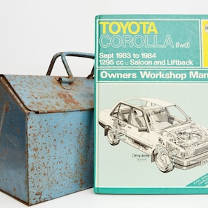 Haynes Toyota Owners Workshop Manual | Toyota Corolla Owners Manual | Hardback Book | Birthday Gift | Car Memorabilia | Book for Dad |