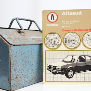 Autobook Alfa Romeo Workshop Manual | Alfa Romeo Alfasaud Owners Manual | Hardback Book | Birthday Gifts | Alfa Romeo Gifts