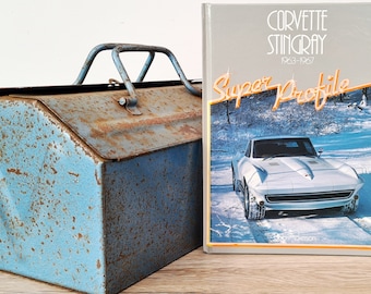Haynes Corvette Super Profile | Corvette Stingray Super Profile | Hardback Book | Car Memorabilia | Car Book | Corvette Gifts