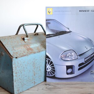 Brochure Renault Clio V6 | Renault Clio (Renault Sport) V6 | Autobrochure | Autocadeaus | Renault-cadeaus | Kerstcadeaus | Renault-brochure |