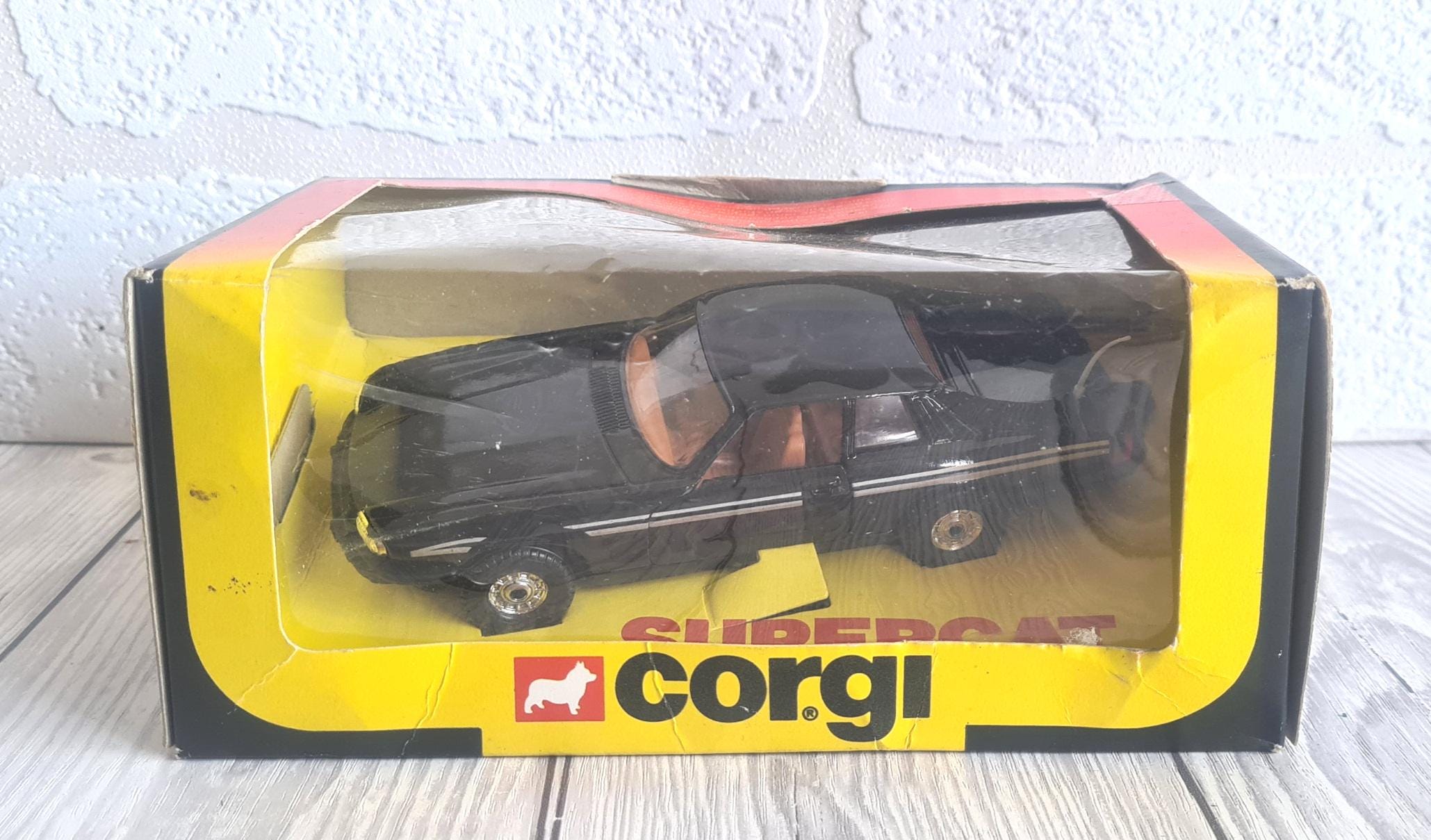 Jaguar Model Car | Corgi Models | Jaguar XJ-S | Corgi Jaguar