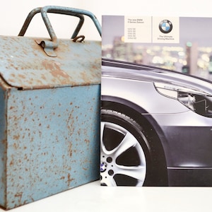 BMW 5 Series Brochure | BMW 5 Series | Car Brochure | Car Gifts | BMW Gifts | Christmas Gifts | 520i, 525i, 530i, 545i,530dSE | Brochure |