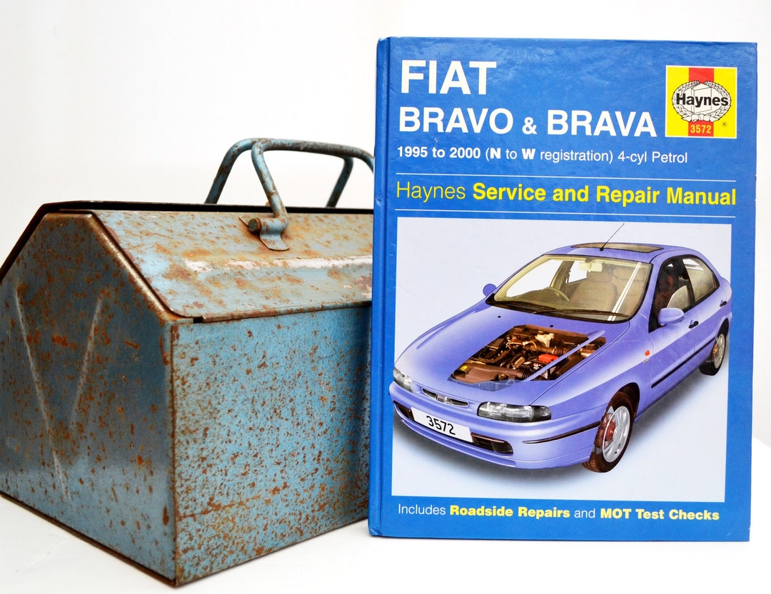 From February 1997's What Car magazine supplement (80 Secret Cars for 1997)  is this preview of the Fiat Bravo HGT., image size:1080x833