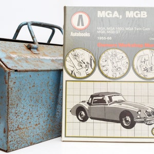 Autobook MG Workshop Manual | MGA & MGB Owners Manual | Hardback Book | Birthday Gift | Car Memorabilia | Book for Dad | Car Book |