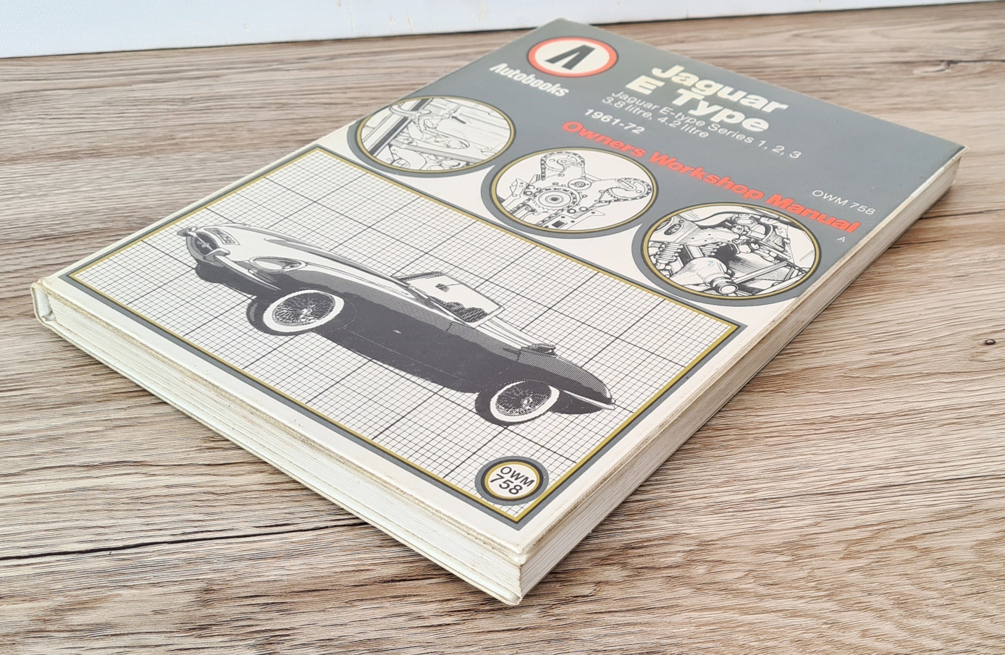Autobook Jaguar Workshop Manual | Jaguar E-type Owners Manual 