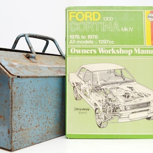 Haynes Ford Owners Workshop Manual | Ford Cortina Mk IV Owners Manual | Hardback Book | Birthday Gift | Car Memorabilia | Book for Dad |