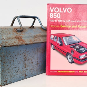 Haynes Volvo Workshop Manual | Volvo 850 Owners Manual | Hardback Book | Birthday Gift | Volvo Memorabilia | Volvo Gifts