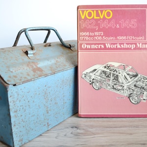 Manuale di officina Haynes Volvo / Manuale del proprietario Volvo 142, 144 e 145 / Libro con copertina rigida / Regalo di compleanno / Ricordi di auto / Libro di auto
