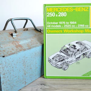 Haynes Mercedes-Benz Workshop Manual | Mercedes 250 & 280 Owners Manual | Hardback Book | Birthday Gift | Car Memorabilia | Car Book