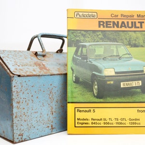 Autodata Renault Owners Workshop Manual | Renault 5 Owners Manual | Hardback Book | Father's Day Gift | Car Memorabilia | Book for Dad |