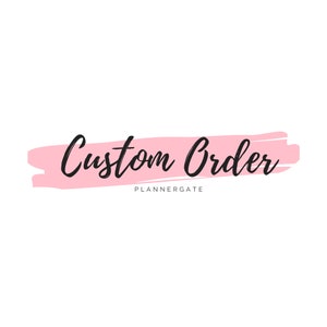 Può includere: Un tratto di pennello rosa con il testo "Custom Order" e le parole "PLANNERGATE" sotto.