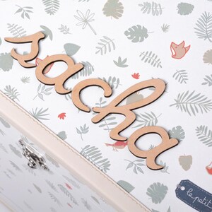 Letras adhesivas para nombre: letras cursivas de madera para personalizar una puerta, un mueble, etc. con el nombre del niño.