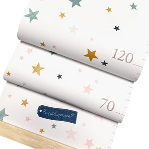 Hoogtemeter van sterrendoek en hout: hoogtemeter voor kinderen, lengtemeter voor baby's met roze sterpatroon