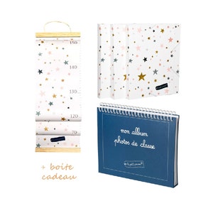 Coffret cadeau fille pour conserver les souvenirs : toise, album photos de classe et 3 pochettes cartonnées déco étoilée rose