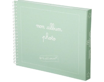 Mint green baby photo album: beautiful baby birth album (0 to 3 years) to personalize using the stickers provided, spiral binding, 64 pages