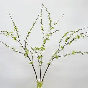 Spiraea Thunbergii Long Branch, Artificial Fontanesia Twig with Flower and Tender Leaves, Home Floral Decor, for Outdoor Garland Arch Wreath
