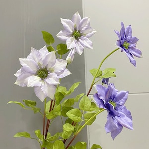Clematis with Buds and Leaves, Artificial Flower Stem, Home Floral Decor, Wedding Arrangement, for Wreath Arch Bouquet, Realistic Wildflower