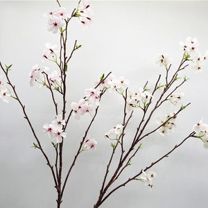 Apple Blossom Spray with Tender Leaves, Quality Pear Flower, Artificial Flower, Home Floral Decor, Wedding Party Arrangement Centerpiece