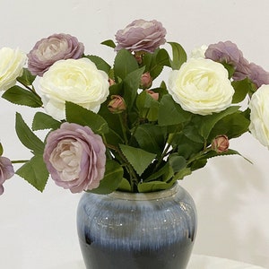 Artificial Camellia with Buds and Leaves, Ranunculus Flower Spray, Home Floral Decor, Bouquet Filler, Wedding Party Arrangement Centerpiece