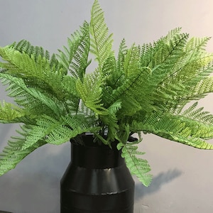 Artificial Rabbit's Foot Fern Stem, Tropical Davallia Plant Leaf, Realistic Foliage, Bouquet Grass Filler, Living Room Floral Arrangement