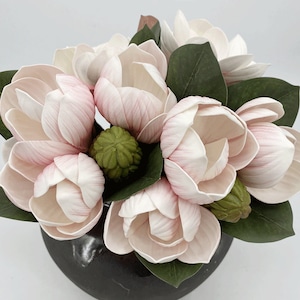 Bouquet de magnolia avec bourgeon, fausse fleur de mariage, décor floral pour la maison, ornement végétal de salon, arrangement de fleurs de fête, centre de table