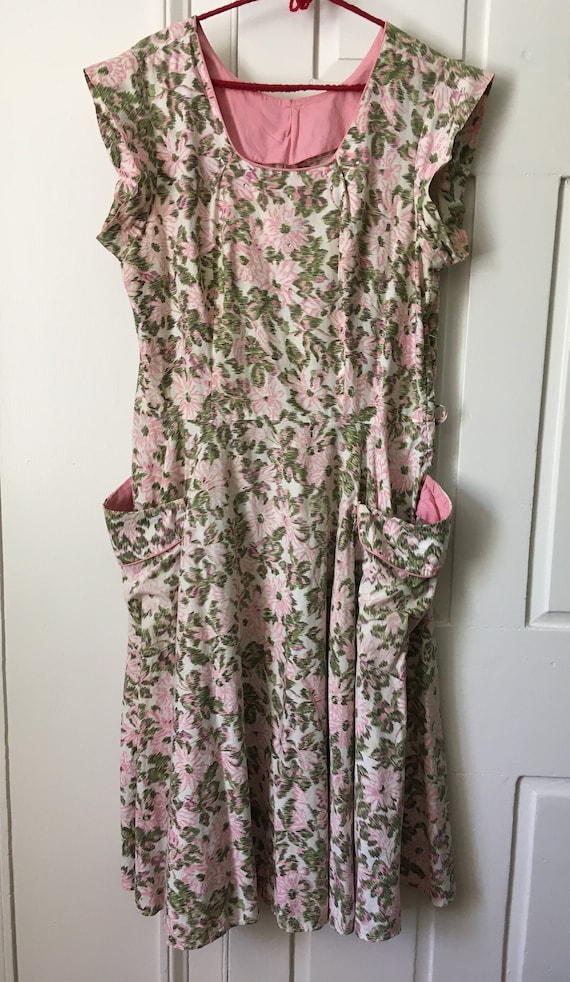 1950s volup vintage fit & flare cotton floral hous