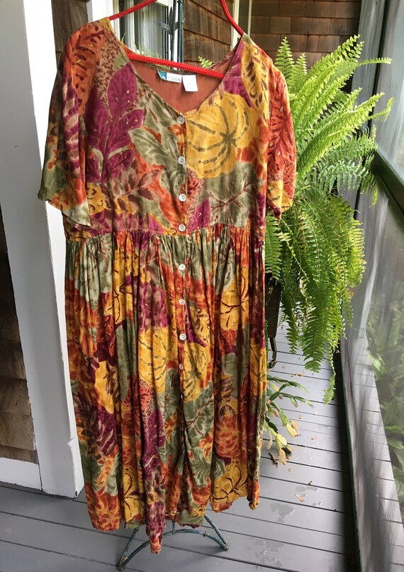90s tropical leaf print short sleeve dress
