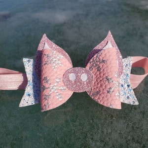 Winter Wonderland Floppy Pig Bow