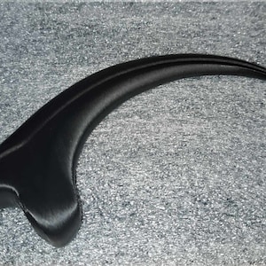 Jurassic Park Alan Grant Raptor claw movie prop