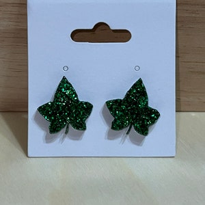 Ivy Glam Stud Earrings