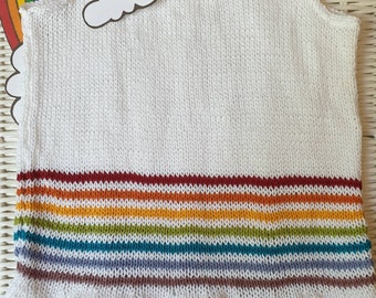 Robe arc-en-ciel en coton tricotée à la main pour bébé (avec ou sans chapeau de soleil assorti)