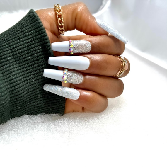 Ice Queen | White & Silver Glitter French