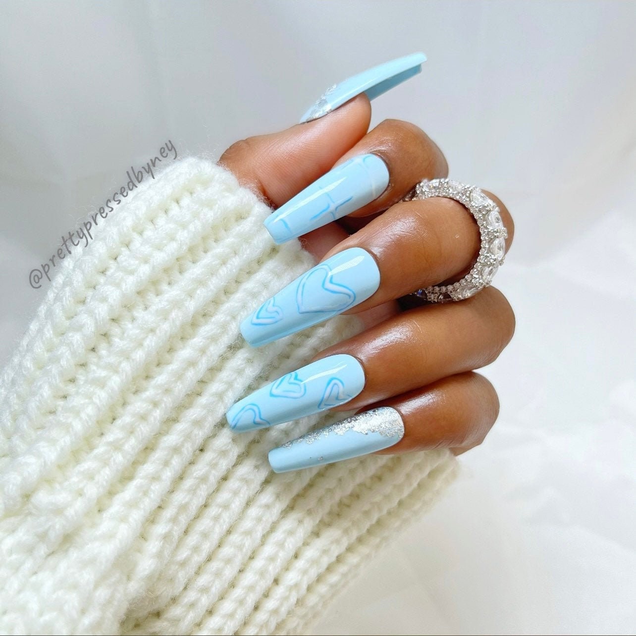 blue summer nails